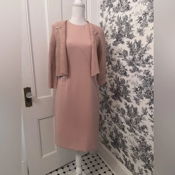 Hugo Boss women’s dusty Rose dress and sweater set size 4 - Picture 3 of 12